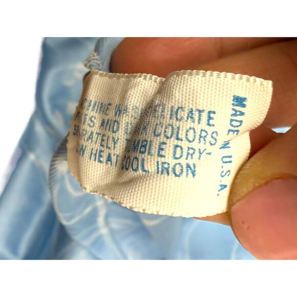 ❌SOLD❌1960's VANITY FAIR Baby blue floral and white lace long gown - Picture 3 of 10